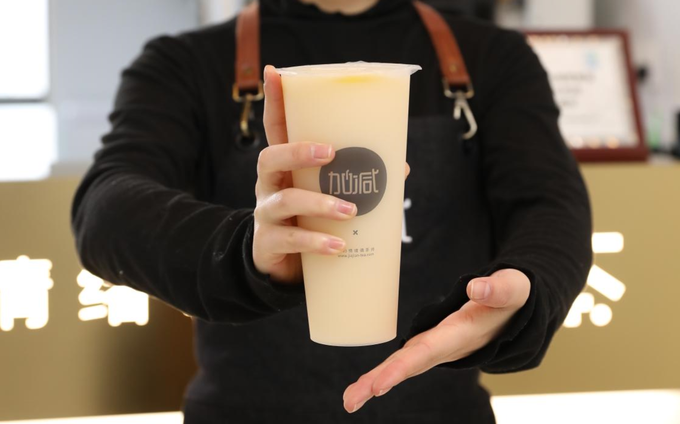 果博官网茶饮：为何奶茶行业都热衷于开校园店